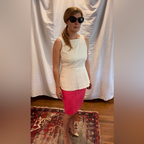 Akris Punto poppy pink Skirt Size 8.  Excellent condition - Picture 4 of 6